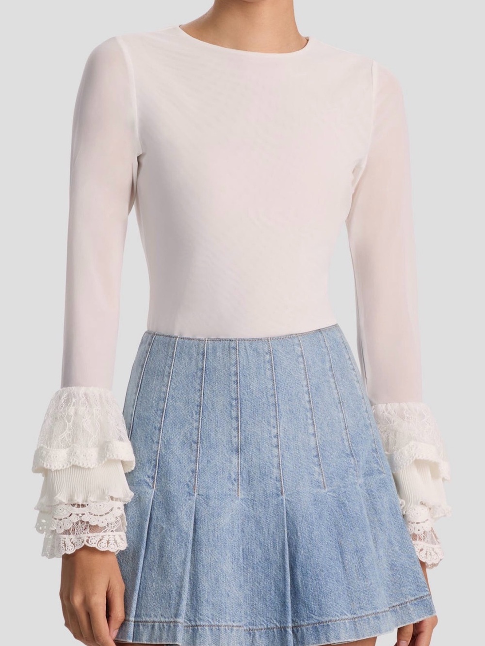 Alice + Olivia White Long-Sleeve Lace Ruffle Cuff Top